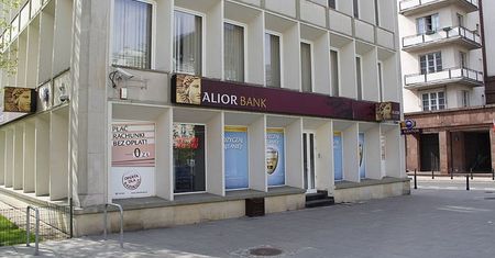 Spółka dnia: Alior Bank wraca do łask dzięki zarządowi i PZU