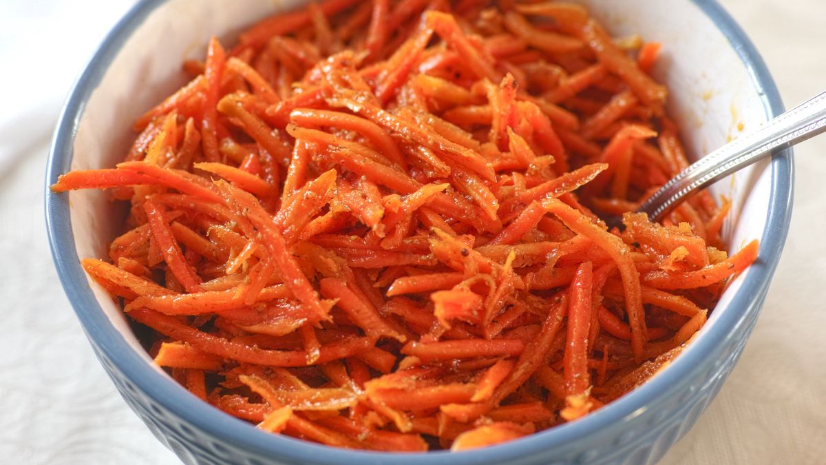 Dobrze przygotowana surówka z marchewki zachwyci cię smakiem