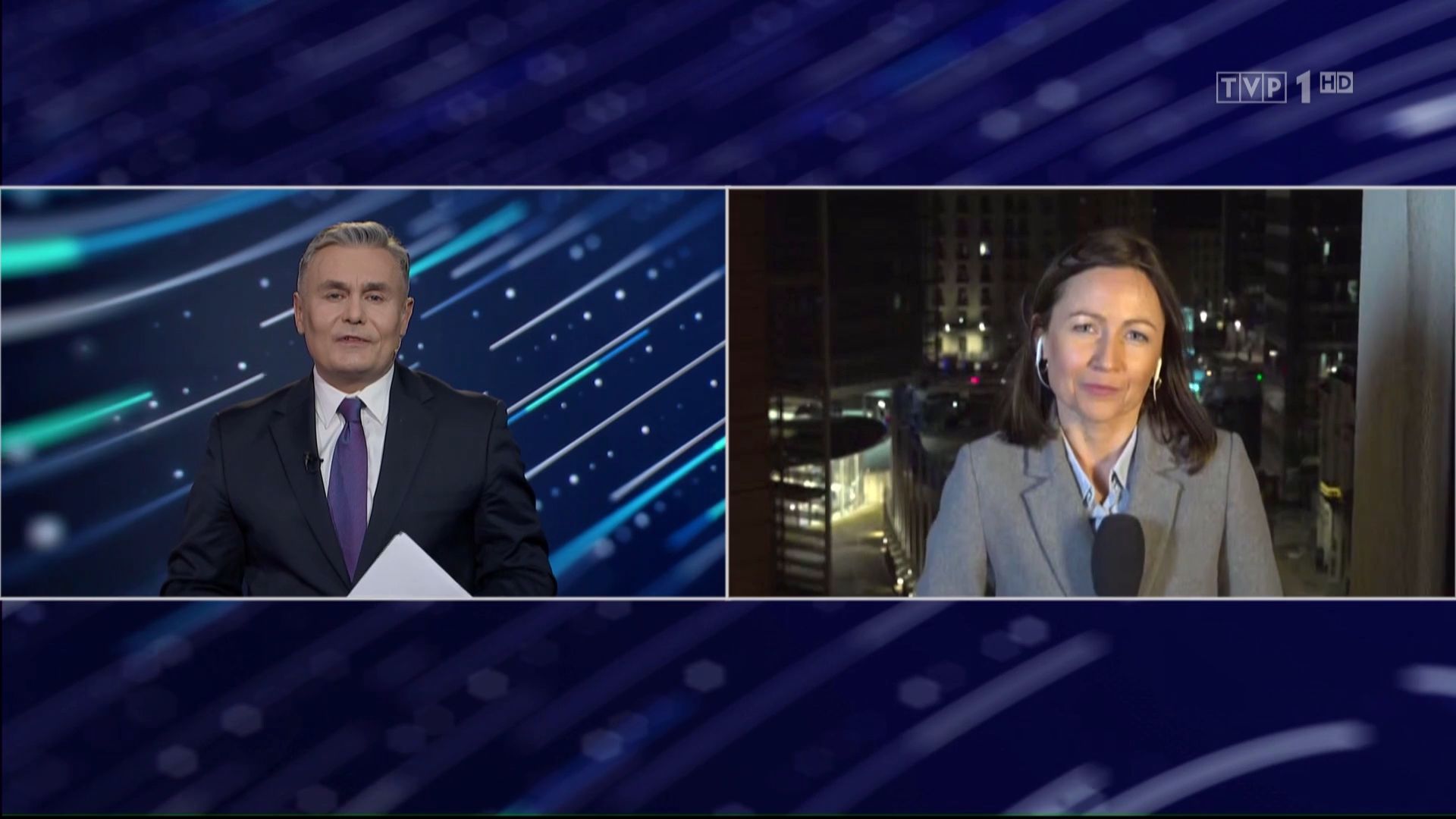 Dorota Bawołek podczas pierwszego wydania "19.30"
