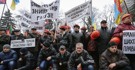 Kryzys na Ukrainie. Bank centralny podnosi stopy procentowe w oczekiwaniu na kredyt