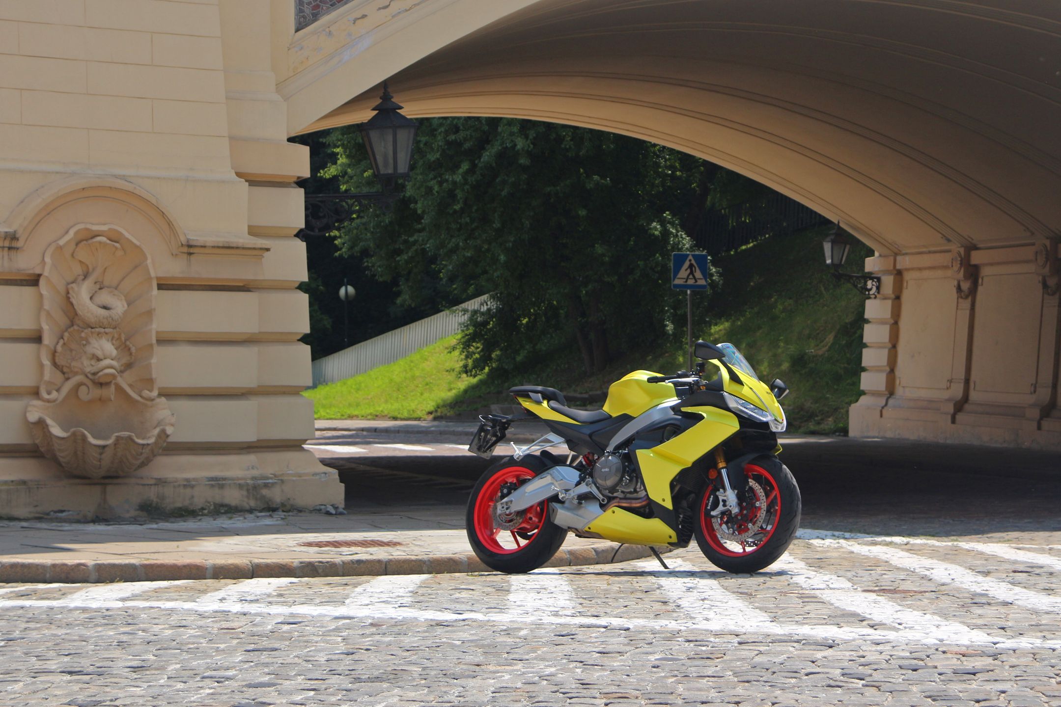 Aprilia RS 660