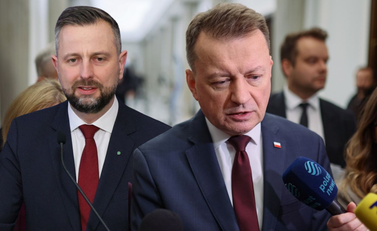 "Boi się własnego cienia". Jawnie szydził z szefa MON, poszło na żywo