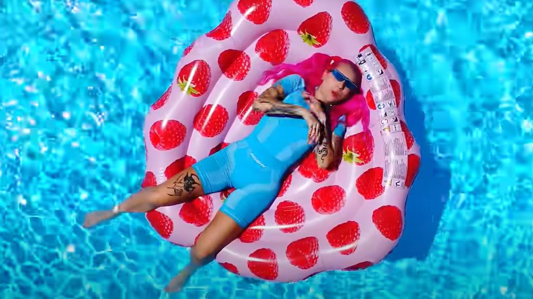 Young Leosia wydał właśnie "Hulanki"