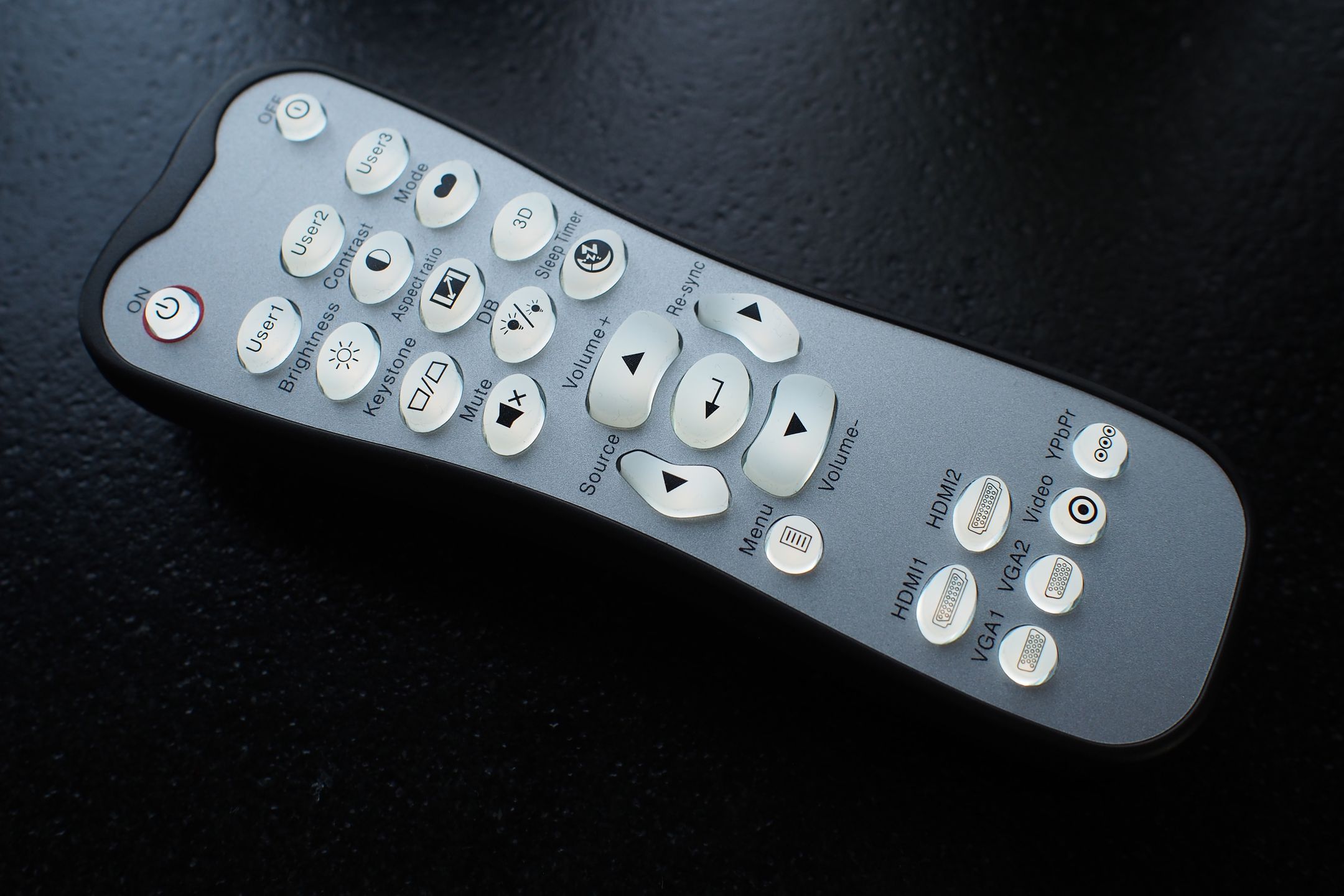 Projektor 4K Optoma UHD65. Gdzie trzech się (nie) bije, tam czwarty... 8