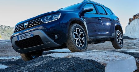 Nowa Dacia kosztuje tyle co stara. Szukamy haczyka, który sprawia, że cena jest tak niska