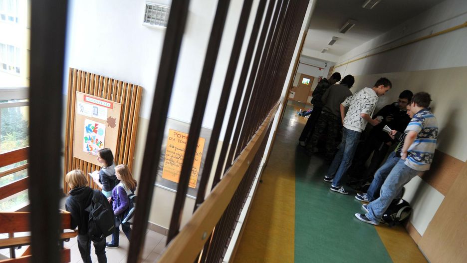 Koniec z pracami domowymi w szkołach. Co o tym pomyśle sądzą Polacy?