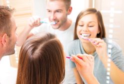 Mity dotyczące higieny jamy ustnej. Te błędy popełniamy wszyscy