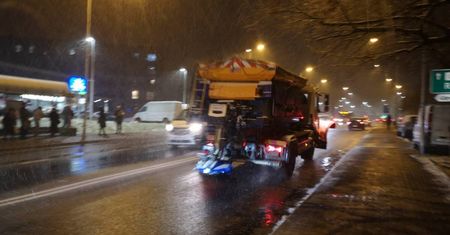 IMGW ostrzega: oblodzenie, przymrozki, śnieg i silny wiatr w woj. lubelskim