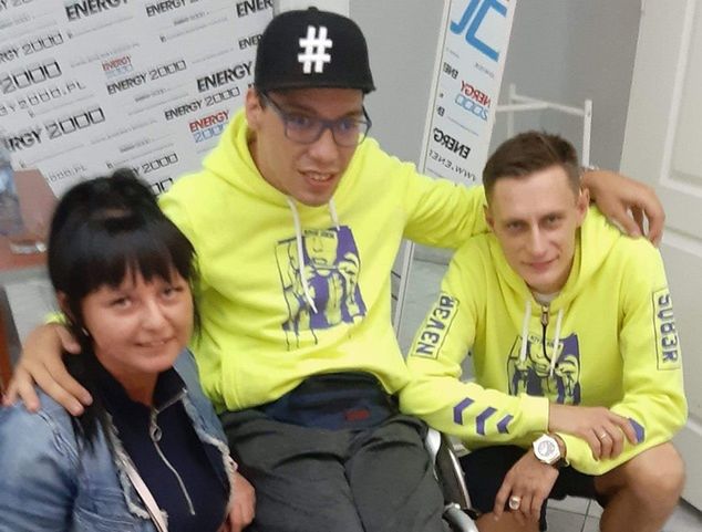 Kasia, przyjaciółka Artura, a także raper "Kali" - na nich zawsze może liczyć. Fot. Archiwum Artura Leszka