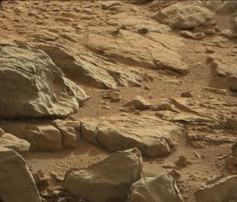 Łazik Curiosity znalazł dziwną skałę na Marsie