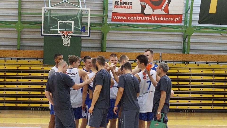 Materiały prasowe / Daniel Szczypior/ Polpharma basketball / Na zdjęciu: zawodnicy Polpharmy Starogard Gdański
