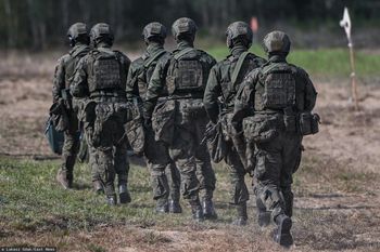 Sztuczny awans i podwyżka. Dostają emerytury wyższe niż pensje