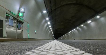 Zamkną tunel Kaczyńskich. Do środka wjadą tylko służby