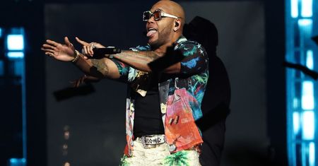 Zabawa z niemowlakiem na koncercie Flo Ridy. "Banda idiotów"