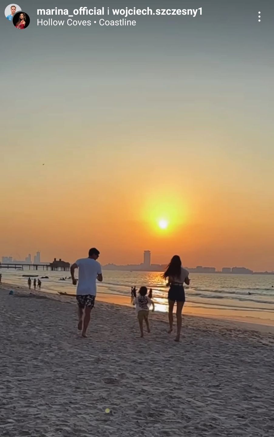 Marina, Liam i Wojtek Szczęsny na plaży