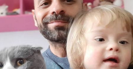 Adoptował dziewczynkę z zespołem Downa. Wcześniej odrzuciło ją 20 rodzin