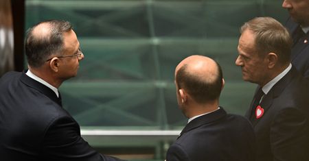 Prezydent nie zrobił tego przypadkowo. Jego otoczenie zdradza, jak miało zadziałać orędzie