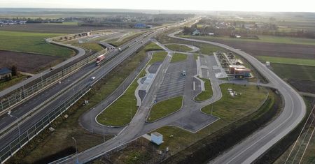 GDDKiA przygotowuje się do udostępnia kierowcom kolejnych parkingów z toaletami przy S19. Wiemy, kiedy to nastąpi