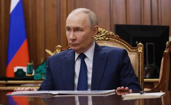 "Cyniczne morderstwo". Putin grzmi po śmierci Chameneiego