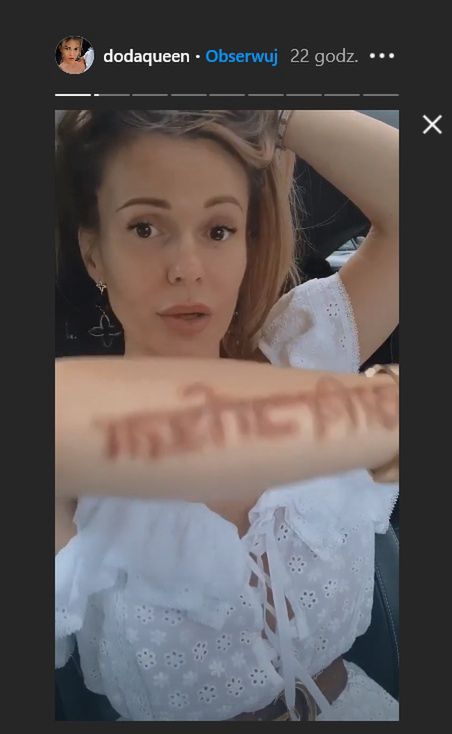 Doda usuwa tatuaż po Radku