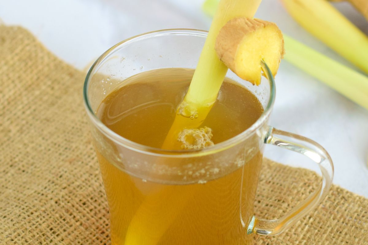 Do picia zaparz trawę cytrynową