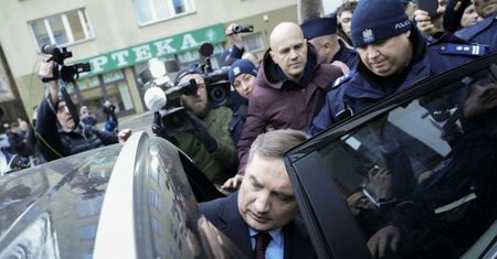 Policyjne doprowadzenie Zbigniewa Ziobry. "Nie wygenerowało dodatkowych kosztów"