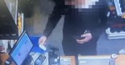 Ostrów Wielkopolski: Ukradł portfel z auta. Kartą płacił jak swoją