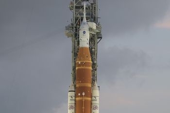 Lecimy w stronę Księżyca. Jak będzie przebiegała historyczna misja?