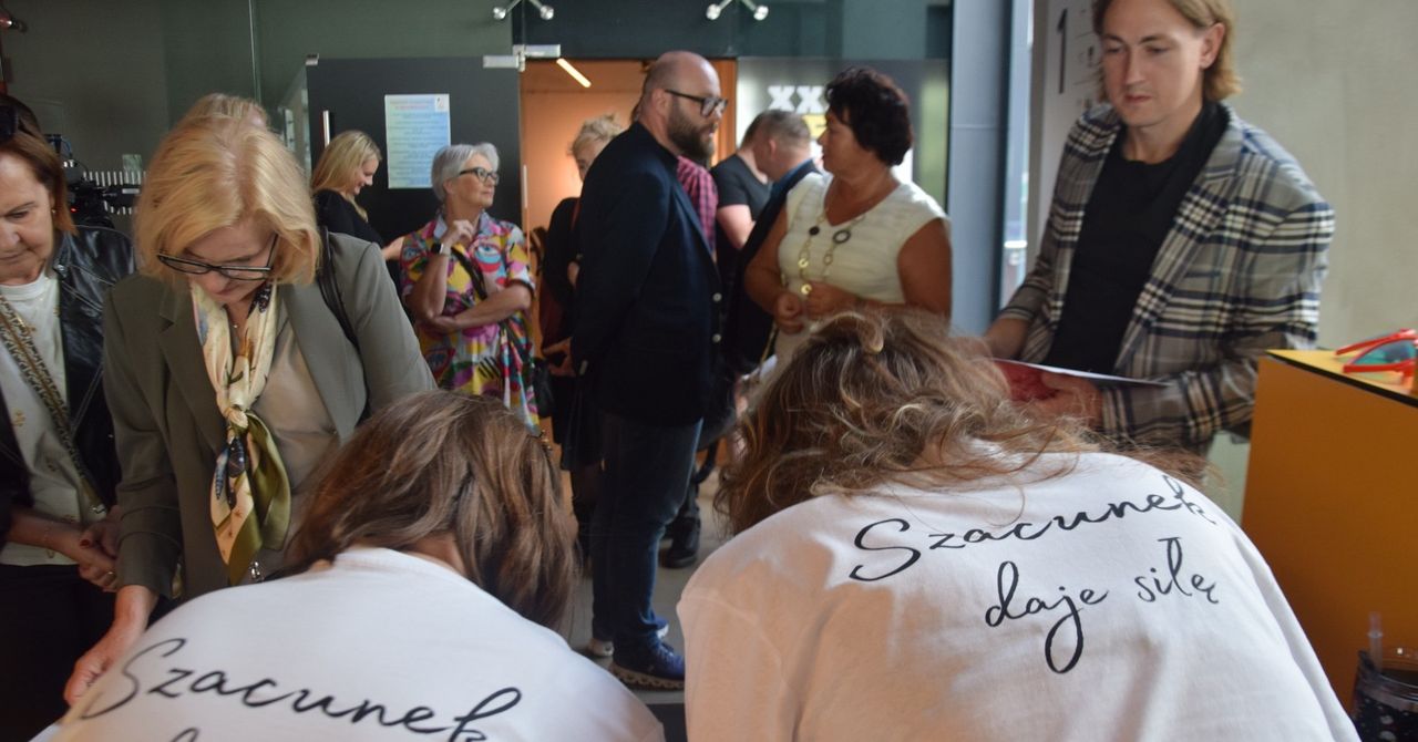 Tychy: "Żywa Biblioteka" zainaugurowała Festiwal Szacunku