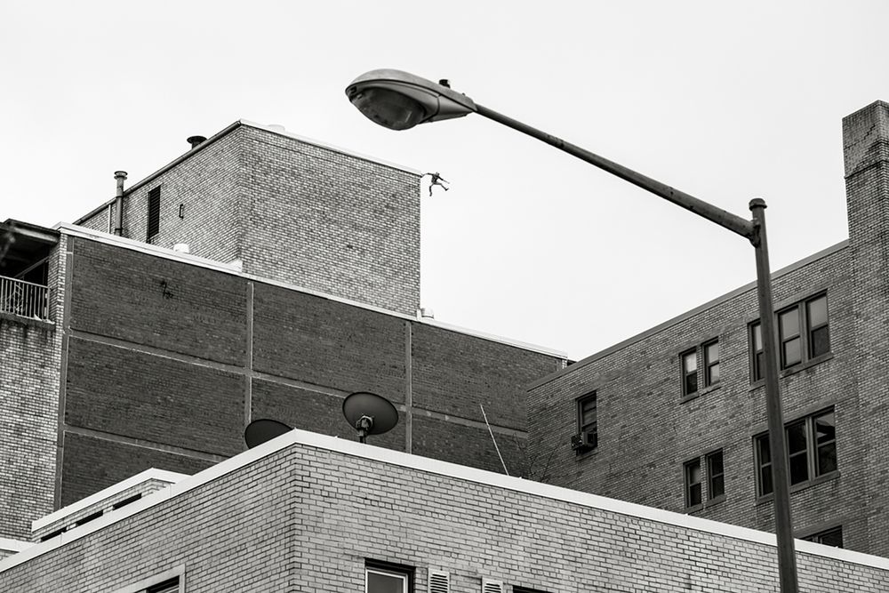 Powrót do dziecięcych marzeń w projekcie "Roof Runners" Michaela O. Snydera 12