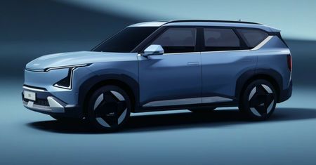 Kia EV5 debiutuje w wersji produkcyjnej. Wygląda prawie jak koncept
