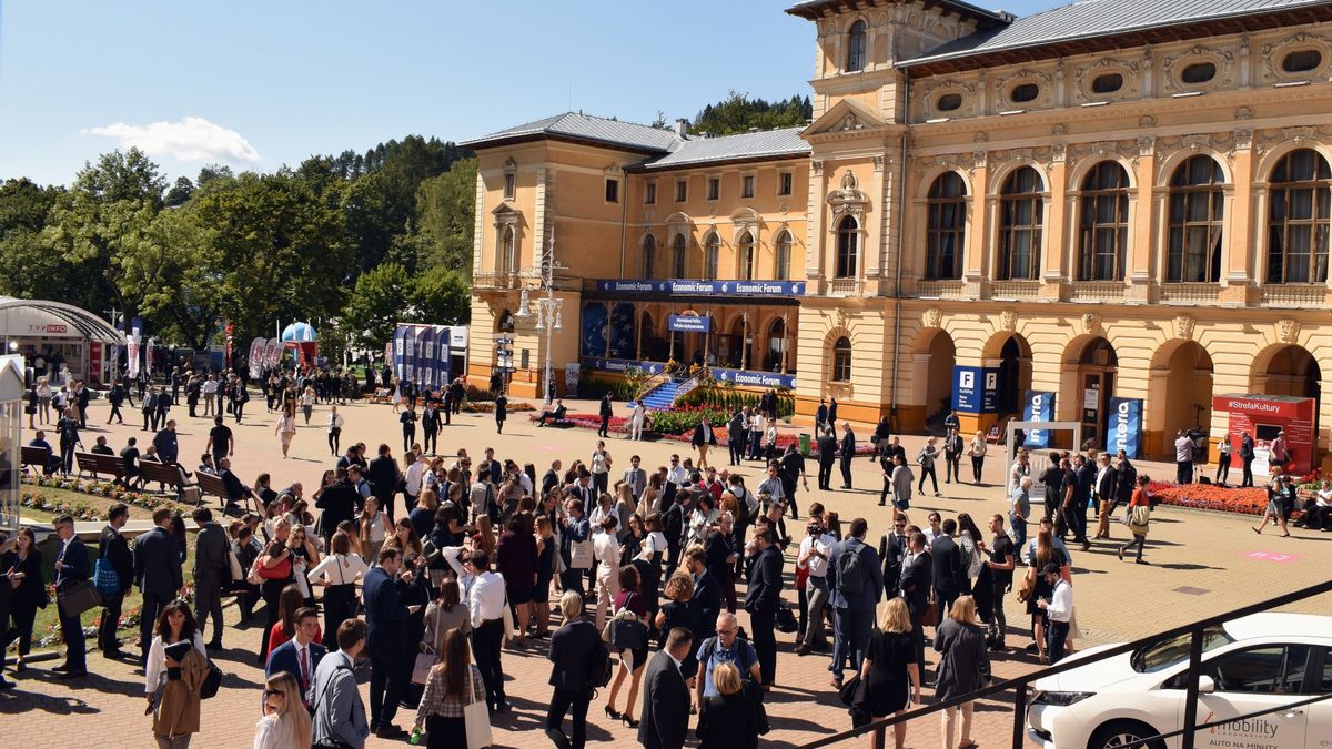 Forum Ekonomiczne w Krynicy ma się odbyć mimo czerwonej strefy w powiecie nowosądeckim.