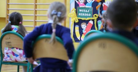 Koronawirus w Polsce. Gdańsk. Zakażeni uczniowie i nauczycielka Szkoły Podstawowej nr 59