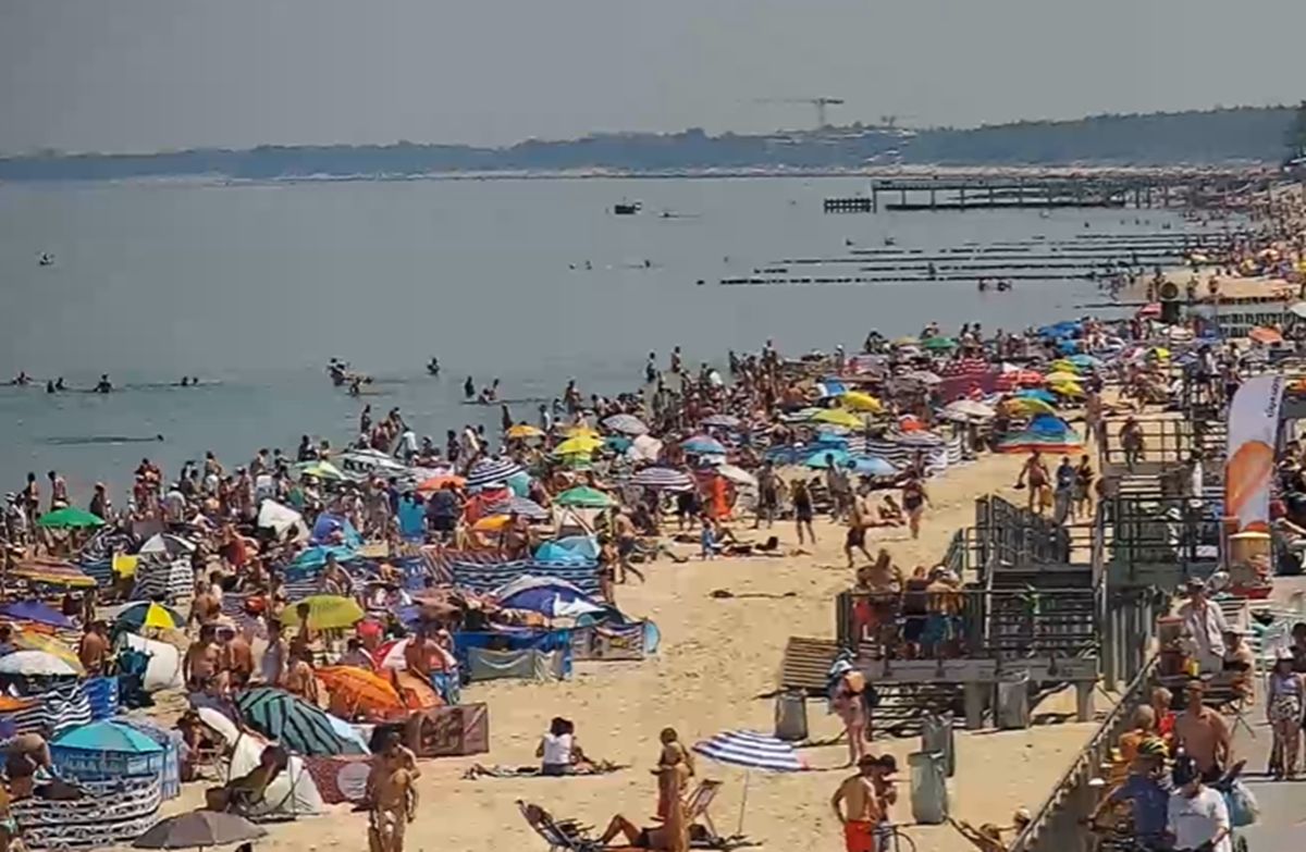 Była godz. 11:54. Ujęcie znad Morza Bałtyckiego