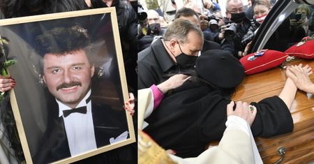 Pogrzeb Krzysztofa Krawczyka. Pogrążona w smutku Ewa Krawczyk całuje trumnę męża