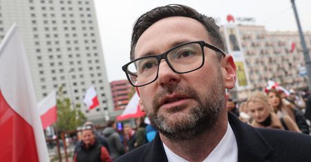 Parlament Europejski uchylił immunitet Obajtkowi. "Nie poddam się"