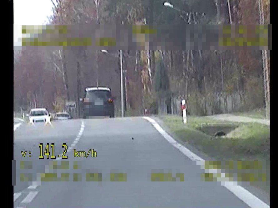 Powiat kolbuszowski: Pędził w zabudowanym ponad 140 km/h. Brawurową jazdę przerwali policjanci