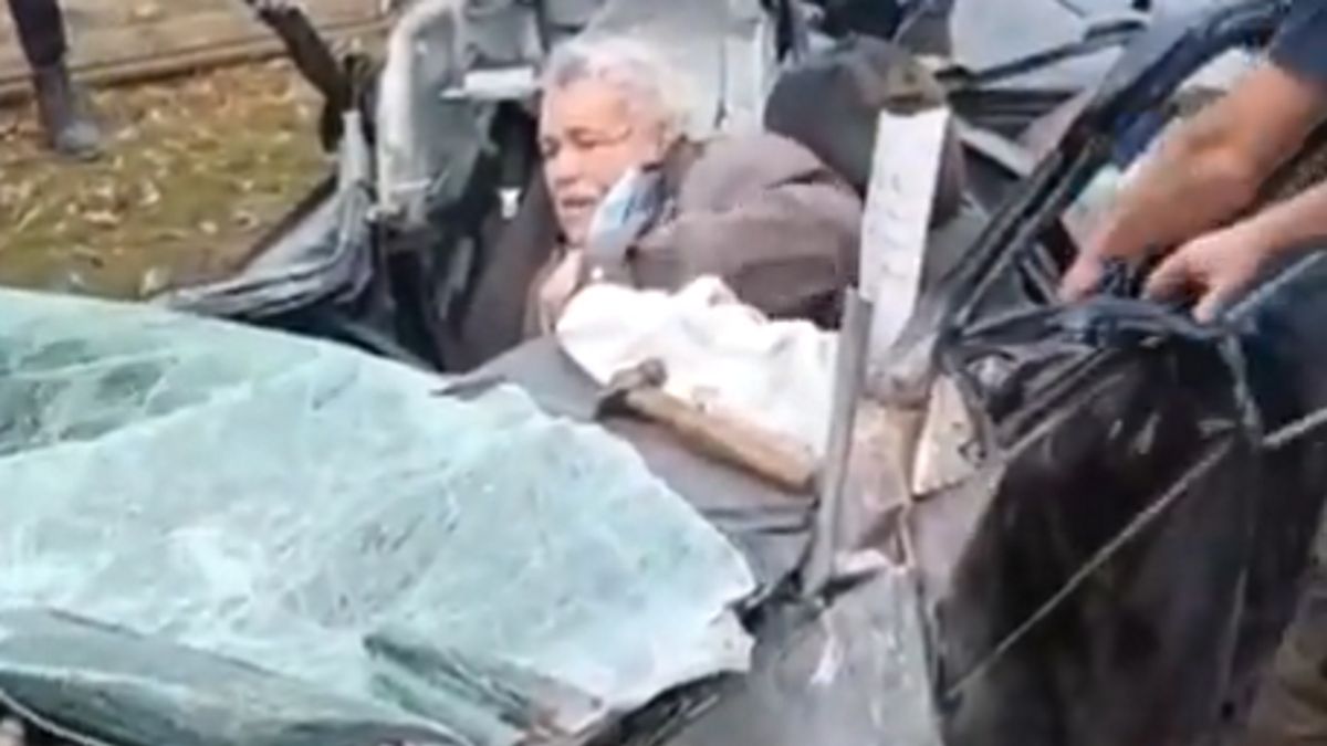 53-latek przejechany przez czołg