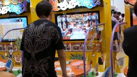 Takie rzeczy to tylko w Japonii. Walenie w stół 1