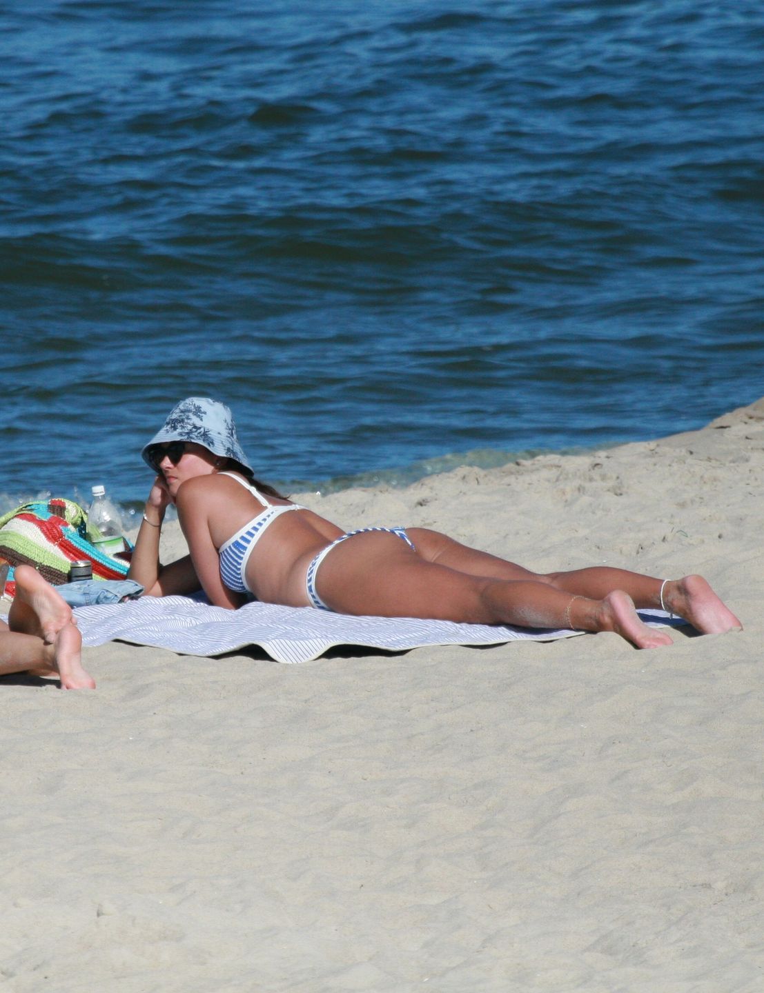 Paulina Krupińska wypoczywa na plaży w Chałupach