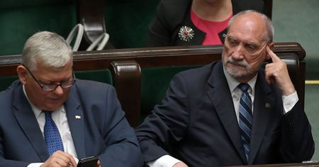 Antoni Macierewicz o zarzutach dla Rosjan. Mówi o eksplozji