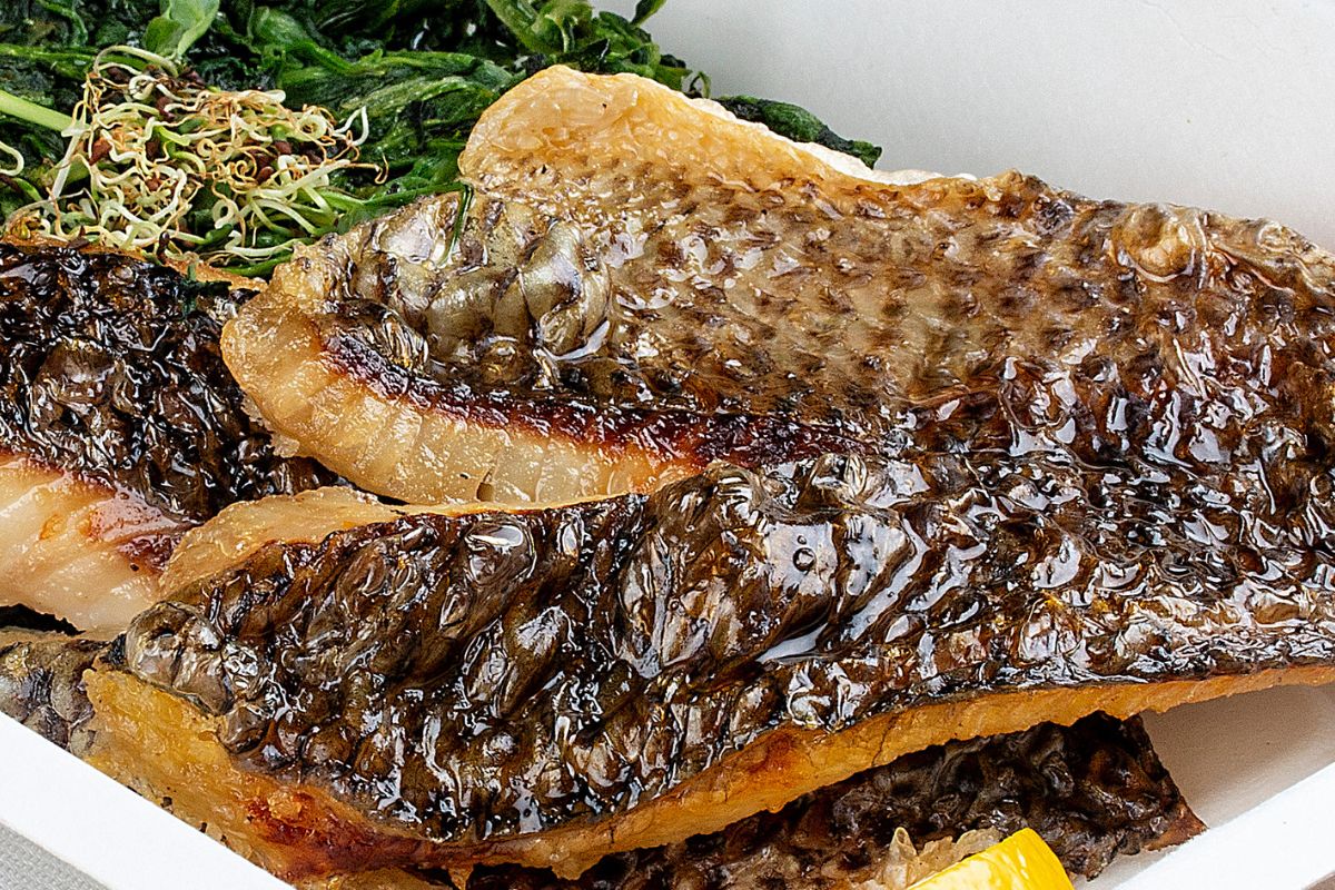 Za komuny ta ryba była na stołówkach, bo prawie nie ma ości. Najlepiej smakuje smażona na maśle