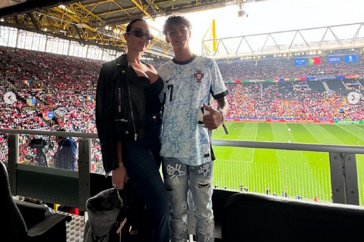 Rodriguez flew to the Portugal match. She had a private plane.