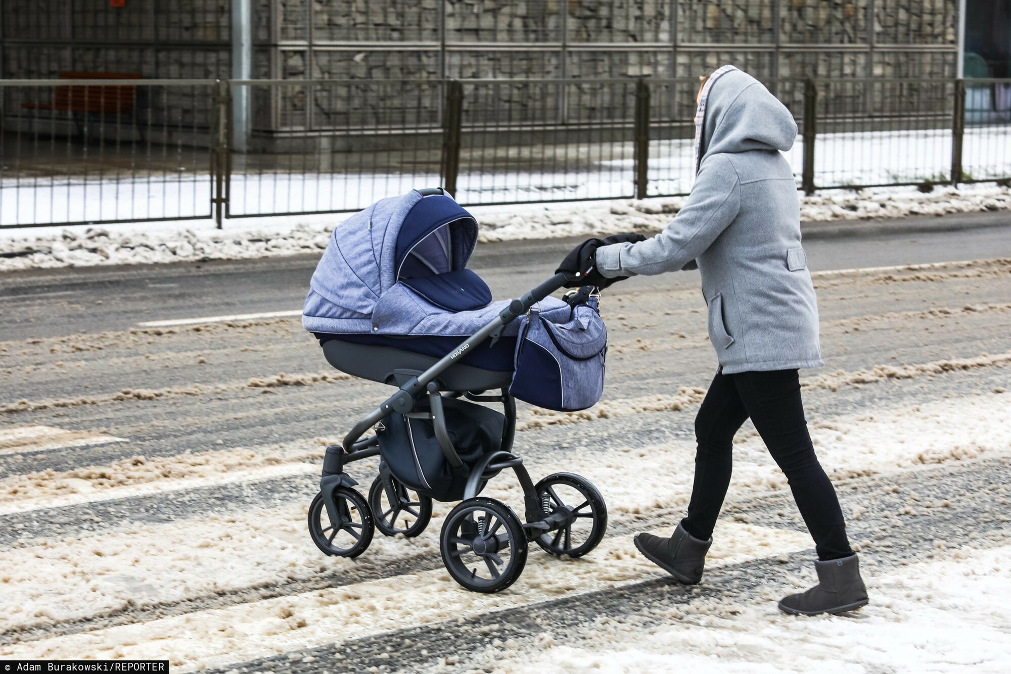 1 lutego 2023 r. ZUS zacznie przyjmować wnioski o "500 plus" na nowy okres świadczeniowy