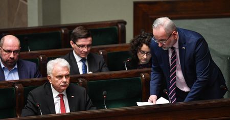 Odmówili aborcji zgwałconej 14-latce. Jest reakcja ministerstwa