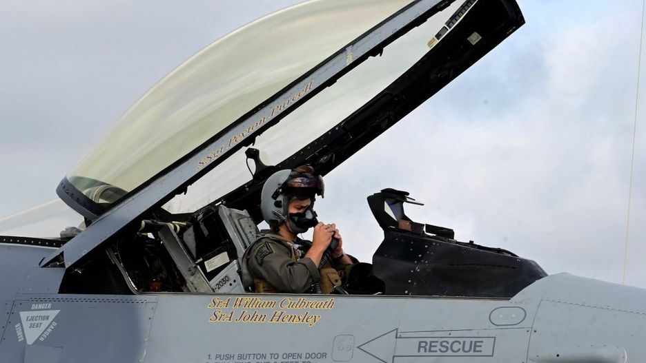 Pilot w myśliwcu, zdjęcie ilustracyjne