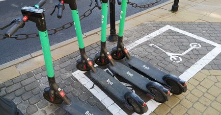 Lublin stawia kolejne miejsca parkingowe dla hulajnóg. Łącznie ma być ich 100