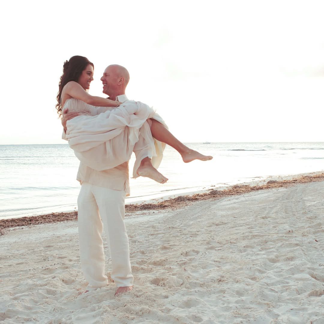 Emma Heming i Bruce Willis obchodzą 17. rocznicę ślubu