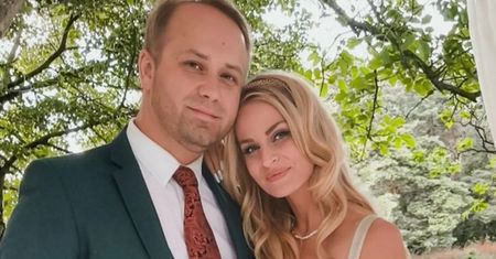 Anita ze "Ślubu od pierwszego wejrzenia" spędziła wakacje bez męża. Nie omieszkał znów skomentować