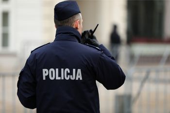 Tajemnicza śmierć na stacji paliw. 62-latek miał zakrwawioną twarz